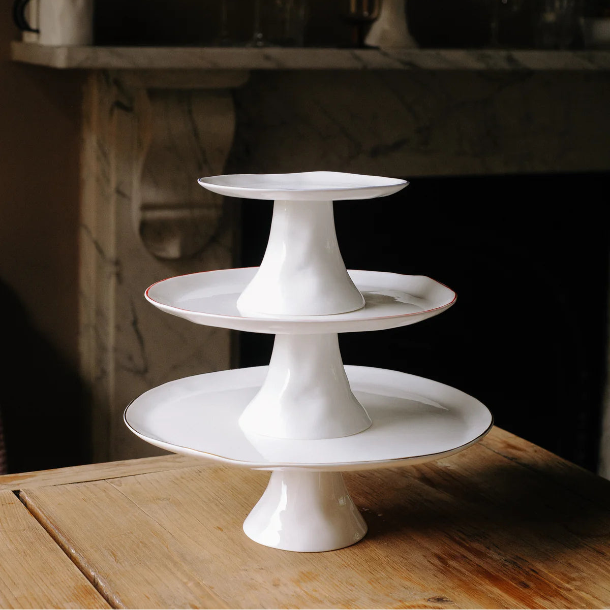 Feldspar- Cake stand - large