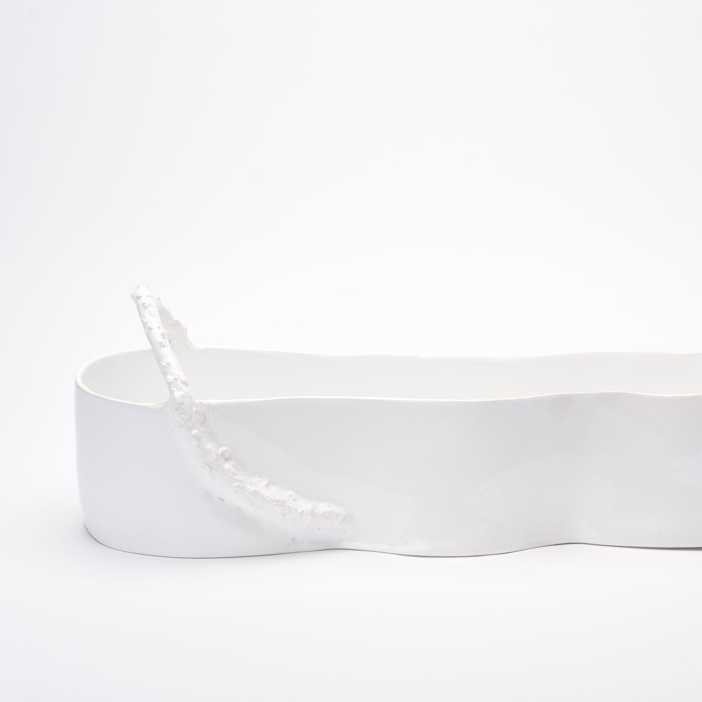ceramic oval flow with handle