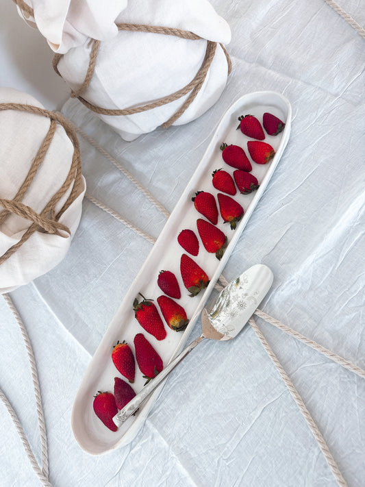 Oval flat platter