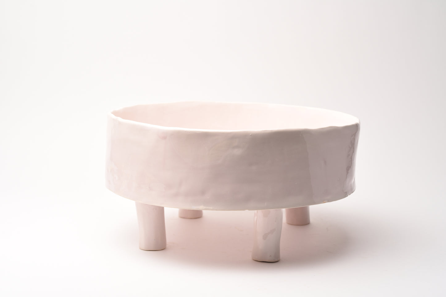 Ceramic elevated round bowl